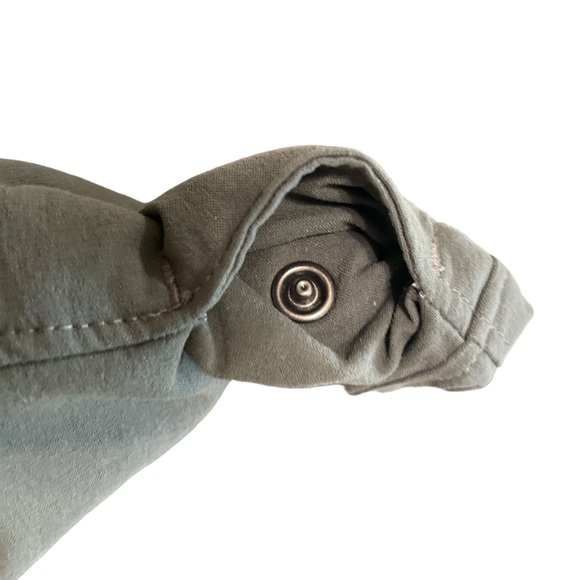 SOLD Women's Columbia PFG Roll Up Pants Pewter Green Size 6 - Picture 9 of 13